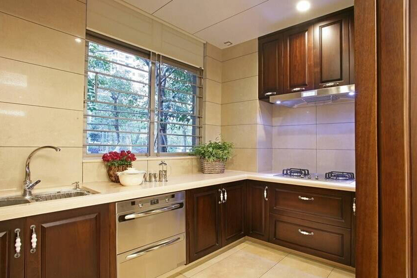 厨房灶的朝向_厨房灶台朝向风水禁忌_厨房的灶台的朝向风水