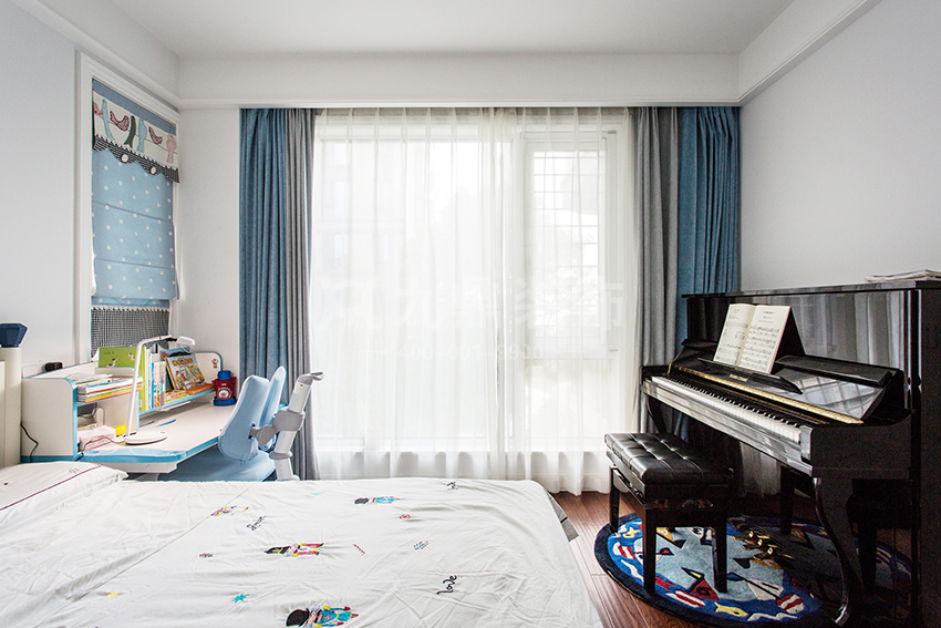 儿童房.jpg 儿童房.jpg